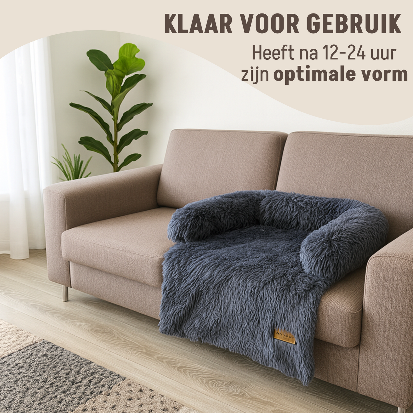 By Cee Cee Fluffy Hondendeken Bank