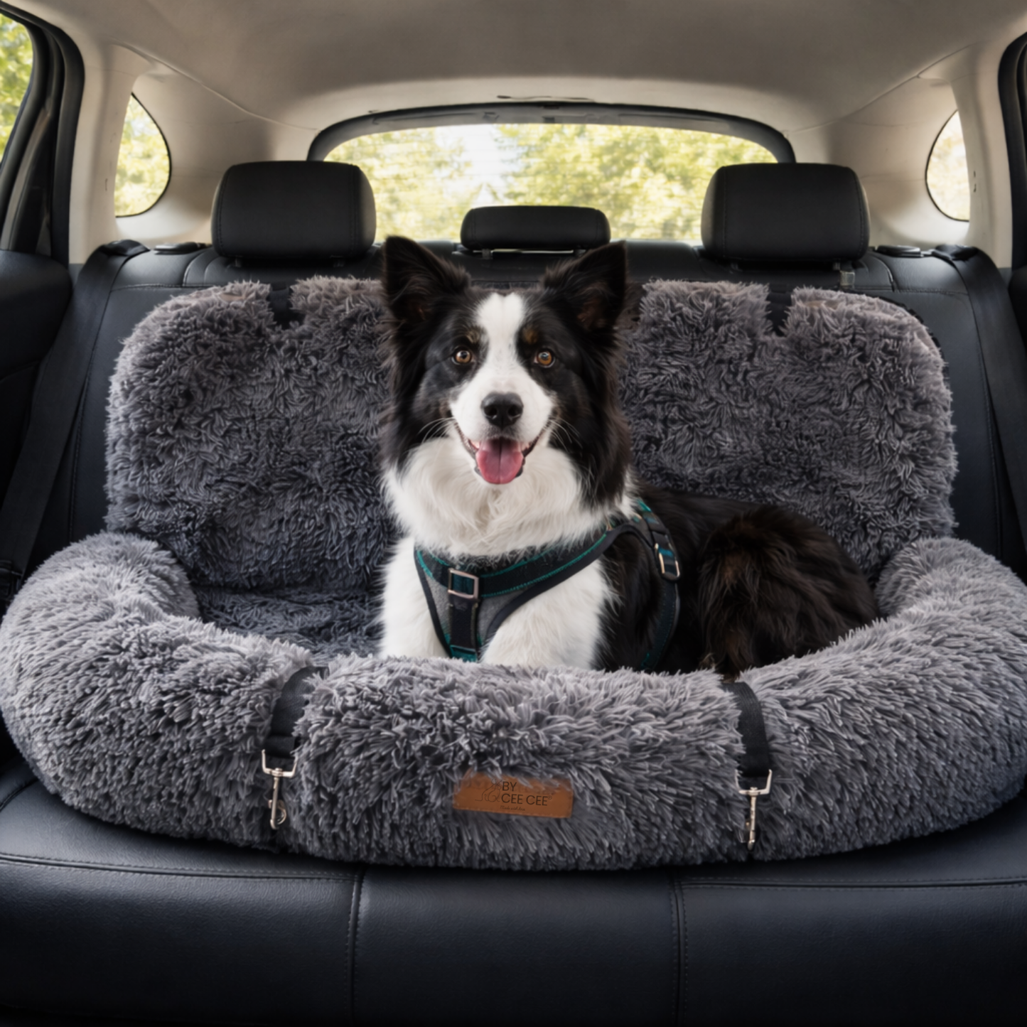 Fluffy Car Seat - The Ideal Dog Seat for On the Go